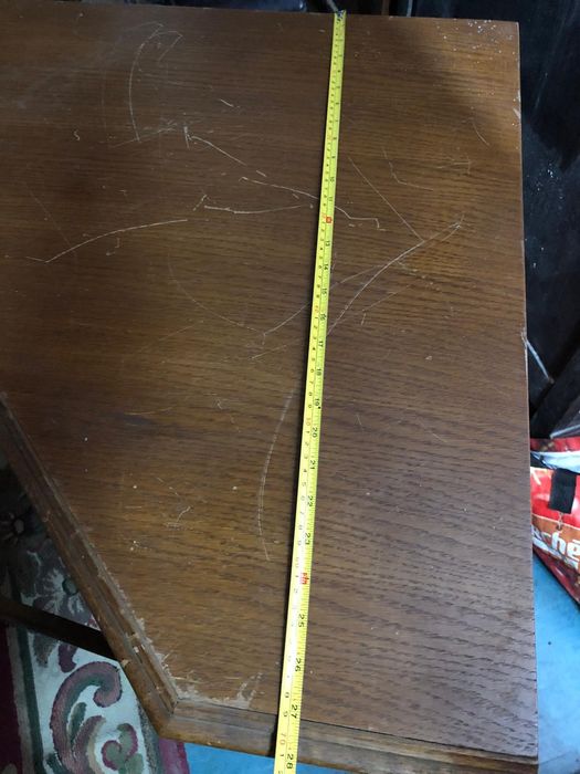 Vários móveis antigos