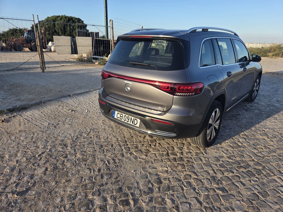 Mercedes EQB 250  7L IVA DEDUTIVEL