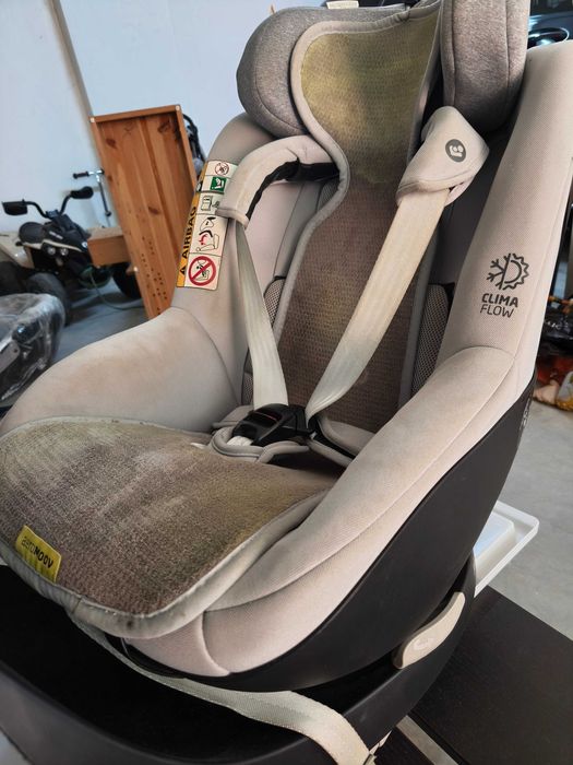 Cadeirinha 360 para carro com Isofix - Maxi Cosi 360
