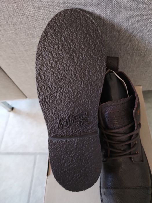 Buty Levi's r. 39meskie  skóra naturalna idealne na wiosnę  brązowe