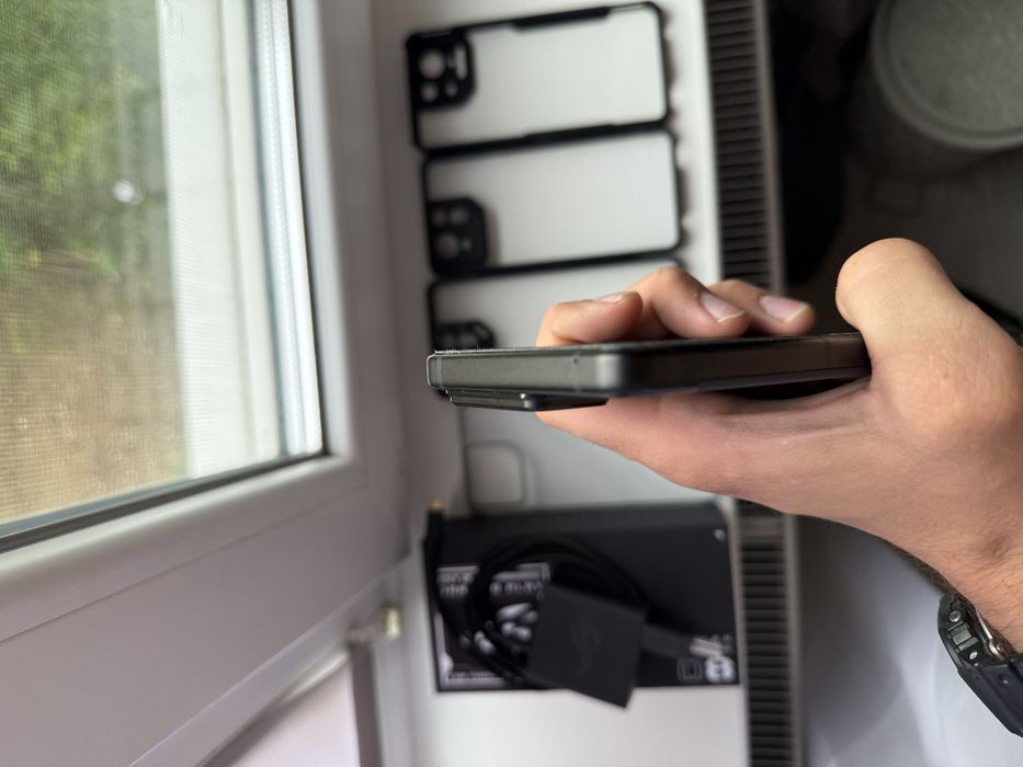 Продам рог 8 12/256