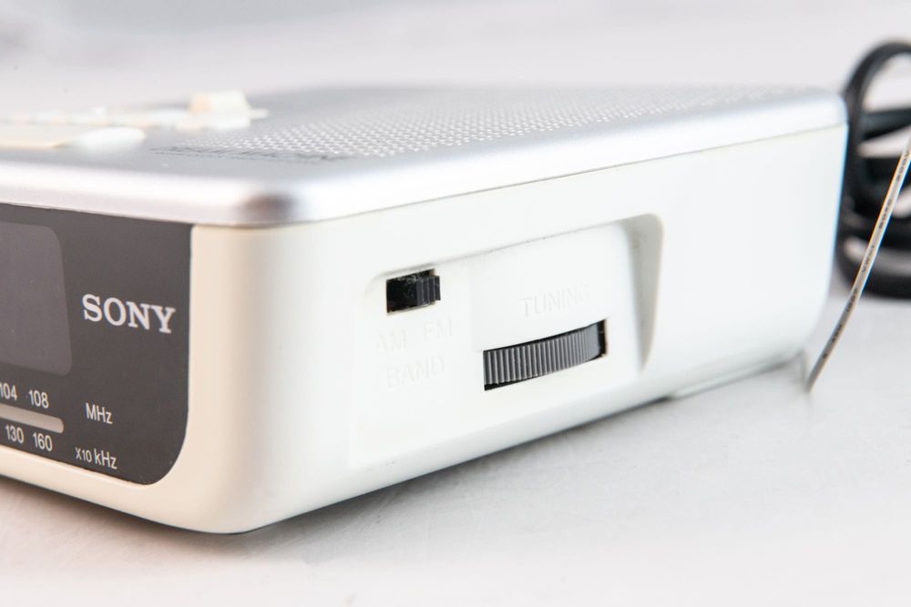 Radiobudzik Radio Sony Dream Machine ICF-C205