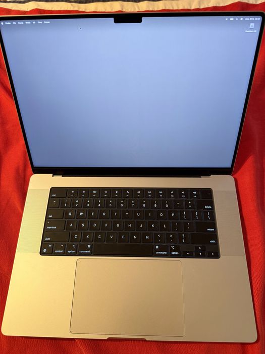 Apple MacBook Pro 16 M4 Max 36GB 1TB Silver 100% baterii