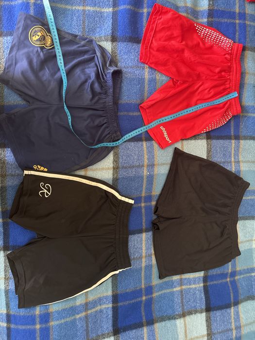 Футбольні шорти та футболки ,гетри на 8-10 р,ріст до 140