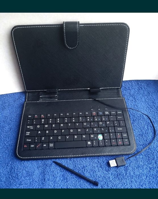 Чехол  для планшета 7 дюймів.