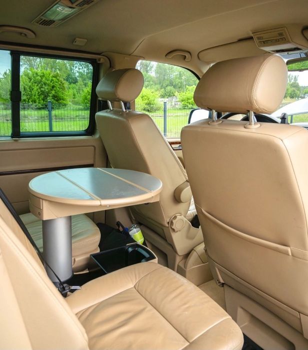 Volkswagen Multivan T5 Highline 2.5 TDI 174 KM