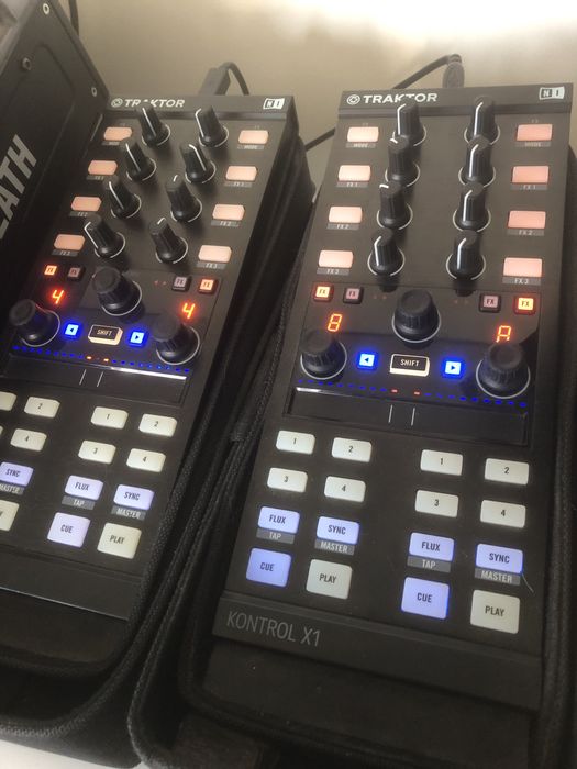 Native Instruments TRAKTOR Kontrol X1 MK264174453987841121