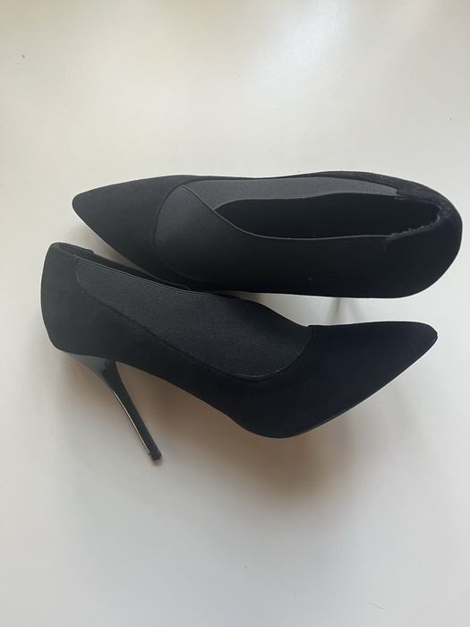 Туфлі замшеві 39 розмір