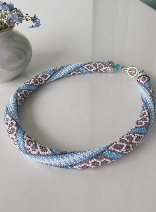 Прикраси з бісеру від 500гр.