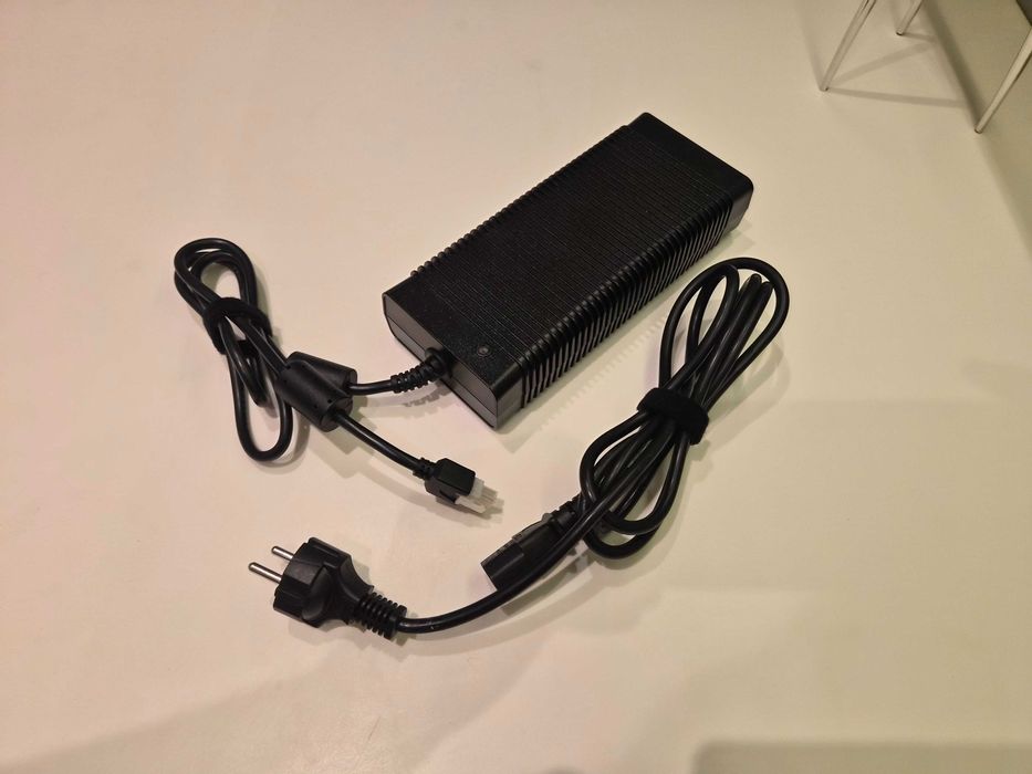 Zasilacz MEAN WELL GST280A12-C6P 21A/12V/252W - Nowy