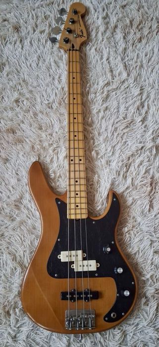 Майстровий бас Precision