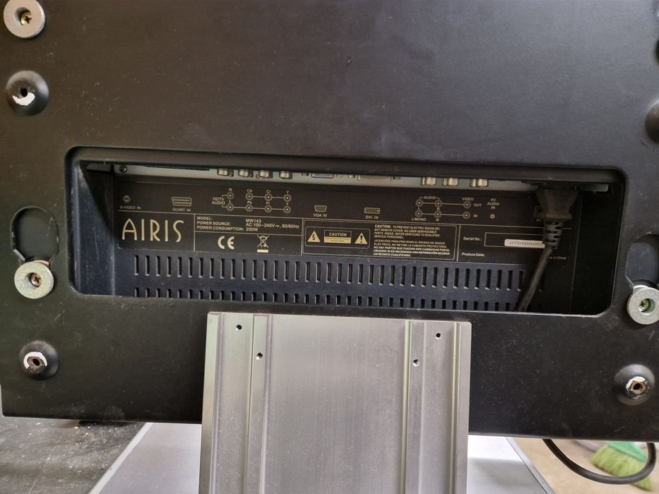Tv lcd usado AIRIS