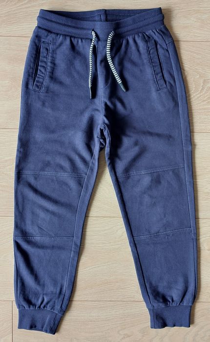 R. 128 - Spodnie dresowe dresy wąskie slim Coccodrillo 5.10.15.