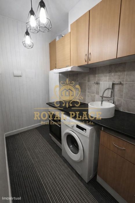 Loja convertida em Apartamento T1 + 1 Santa Maria de Lamas