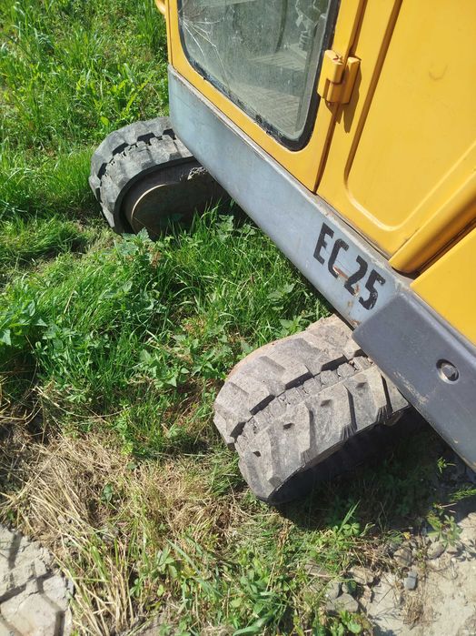 Minikoparka VOLVO EC25