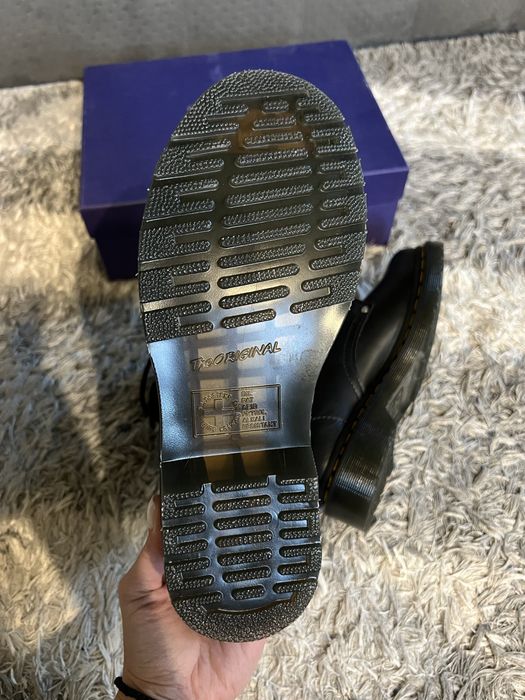 Черевики жіночі Dr. Martens оригінал