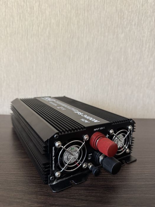 Інвертор Volt Polska 3400W