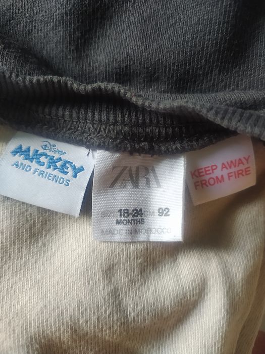 Костюм ZARA в гарному стані