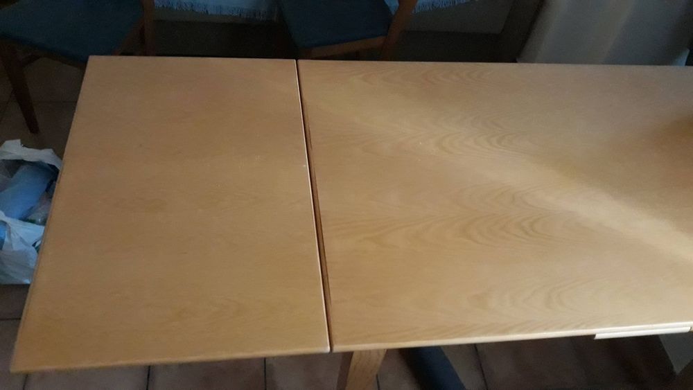 Mesa de cozinha extensível