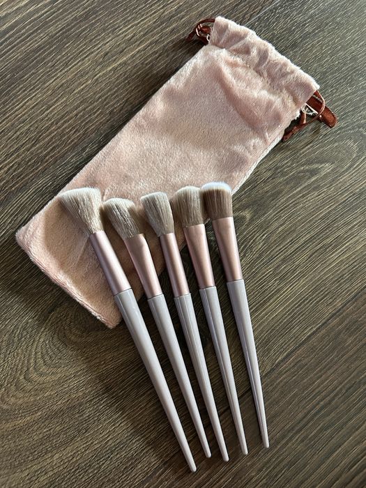 Nowy zestaw szybkoschnące pędzle do makijażu z torbą 13 szt etui