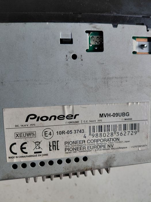 Pioneer MVH 09 UBG  1200