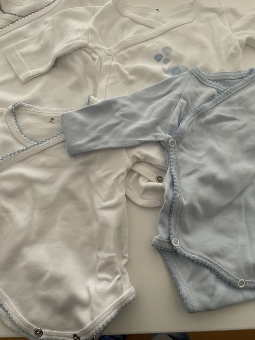 4 bodies bebé tamanho 1