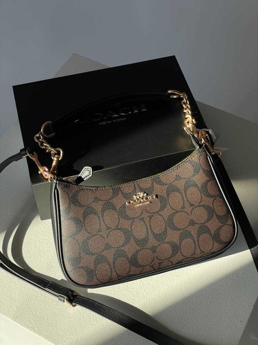 Coach Teri Shoulder Bag In Signature Canvas