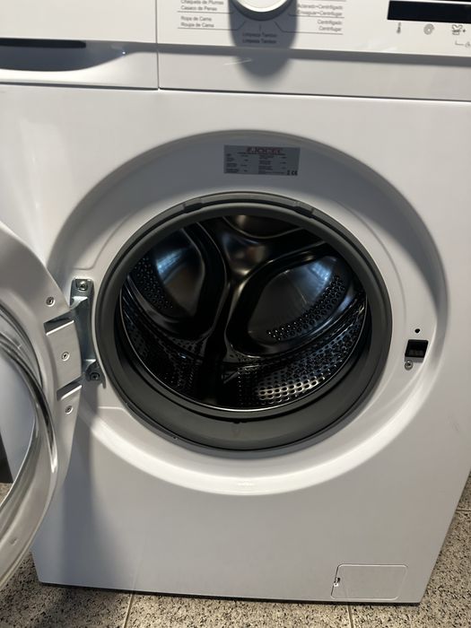 Maquina lavar roupa
