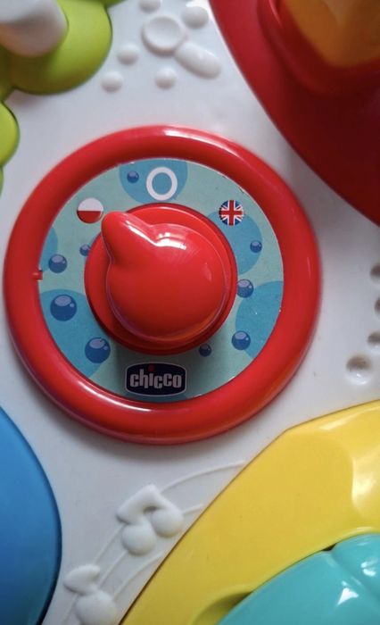 Stolik interaktywny dla dzieci chicco