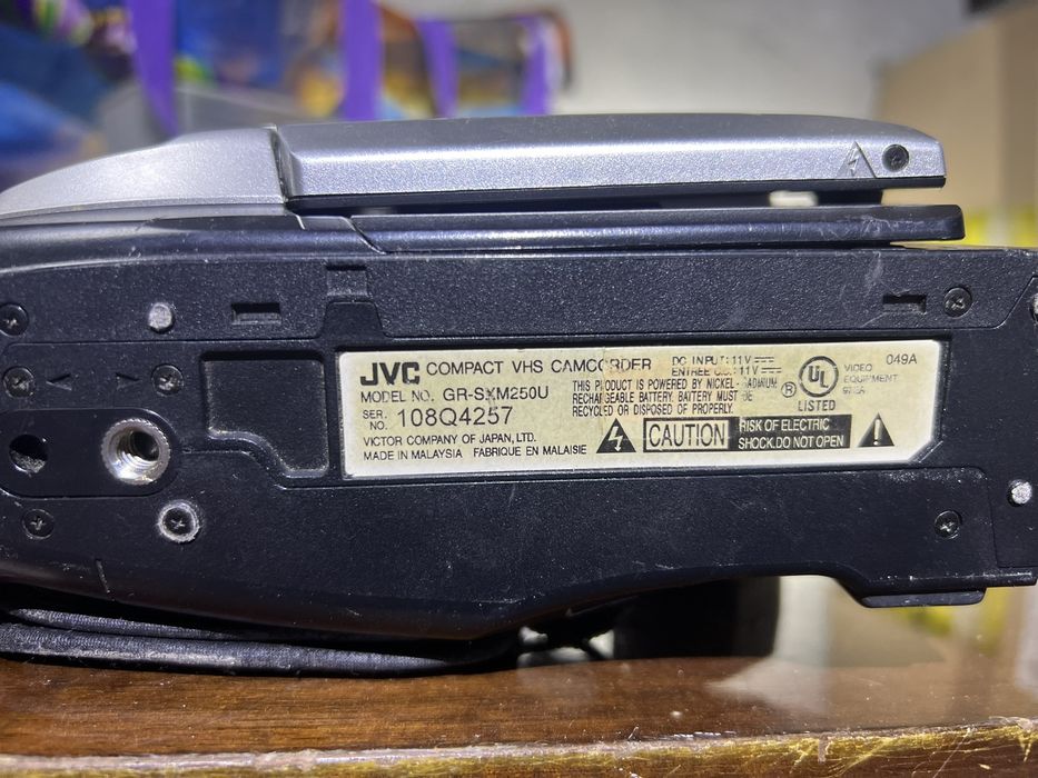 Видеокамера  JVC