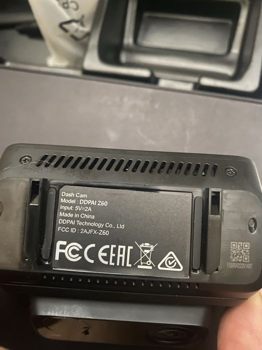 відеореєстратор DDPai Z60