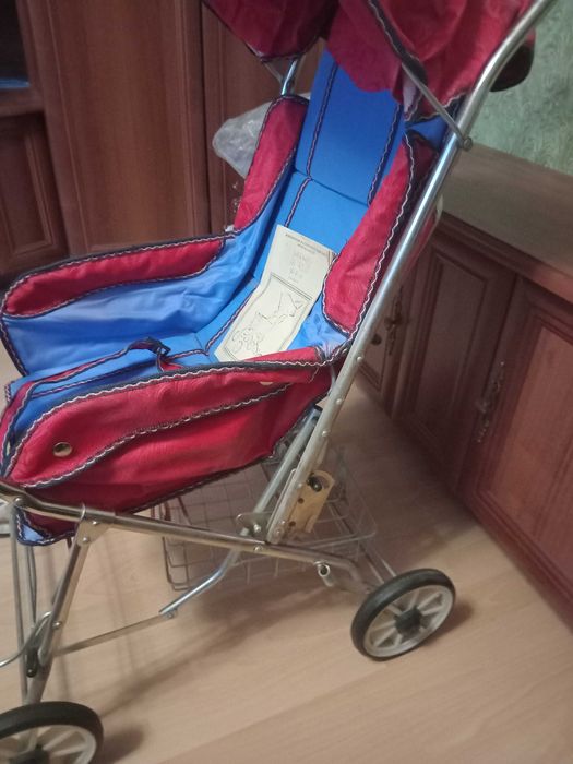 Продам дитячу коляску