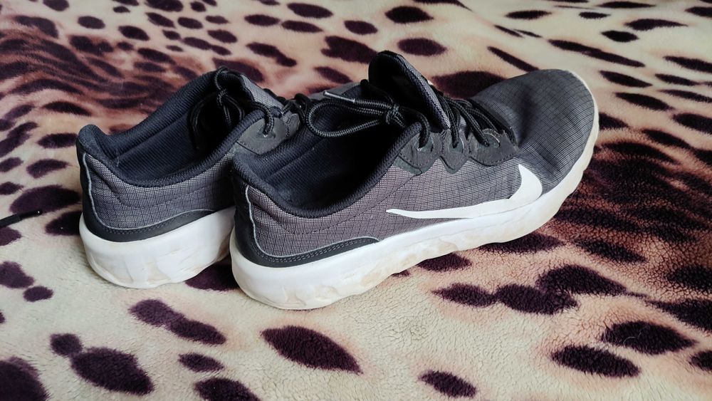 Nike кросівки. VH2. Кроссовки. Розмір 43. Устілка 27.5