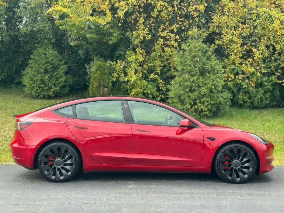 Tesla Model 3 Performance      2023