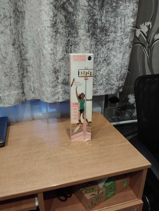 Продам новую селфи палку за 299 грн