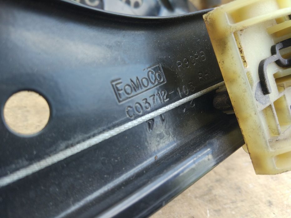 Ford Mondeo Mk5 2014- стеклоподъемник моторчик передней правой двери