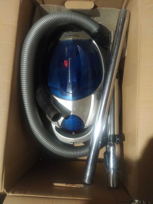 Пилесос робочий б.у LG