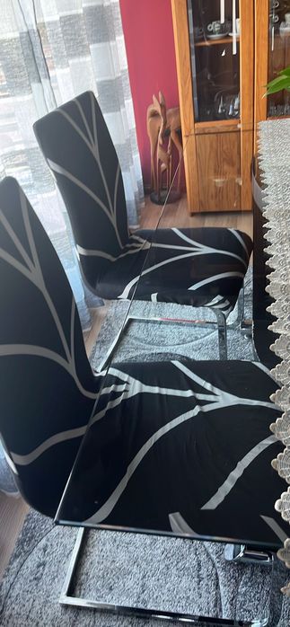 Mesa de vidro 90x160 cms c/4 cadeiras