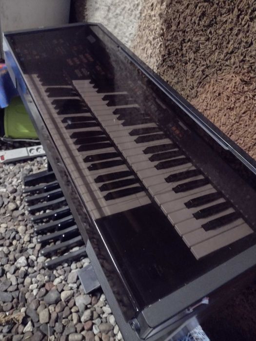 keyboard TECHNICS-SX-EX30L,2 manualy yamaha,roland,korg-na dyskietki