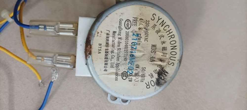 Dois motores microondas