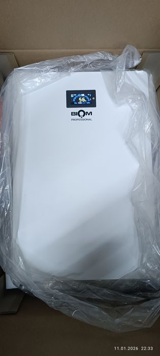 Аккумуляторная батарея Biom 10кВтч в наличии