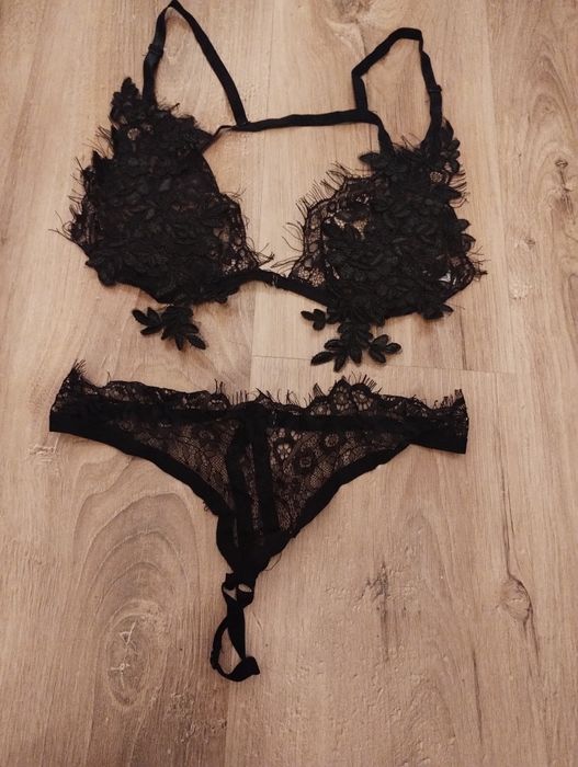 Czarna seksowna bielizna r.36