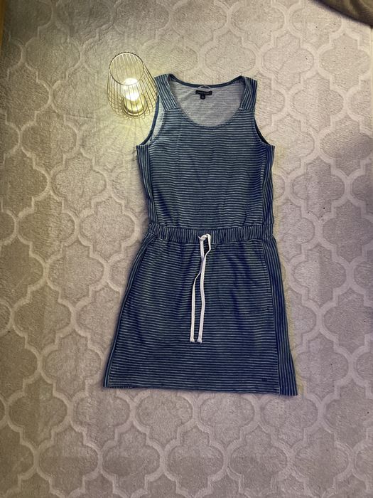 Sukienka Tommy Hilfiger r. M 38 super wygodna