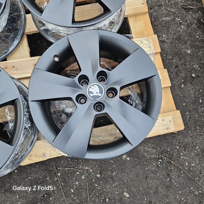 Alufelgi 15 Skoda Fabia Rapid Roomster Seat VW 5x100 ET38