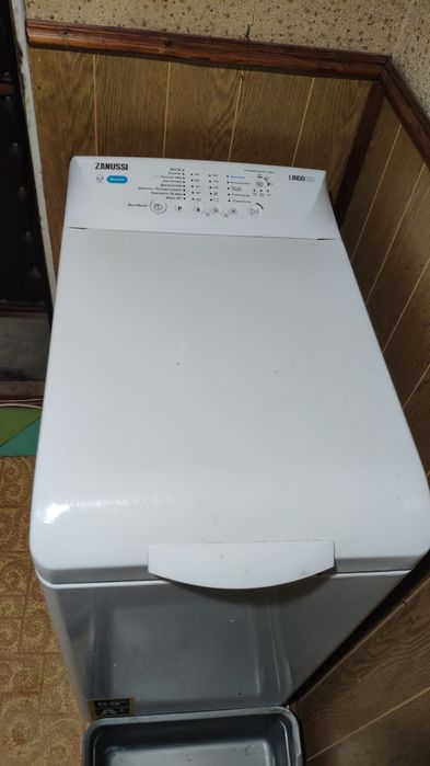Стиральная машинака Zanussi Lindo 100 на запчасти