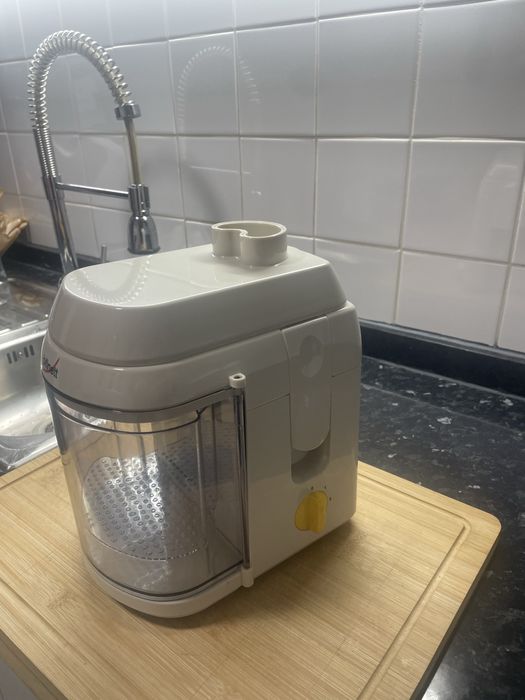 Máquina de sumos / Espremedor