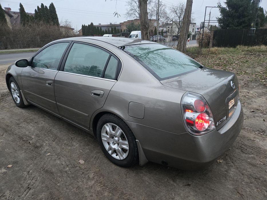 Nissan Altima 2.5LPG Automat