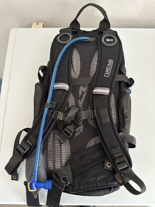 Camelbak HAWGnv como Novo