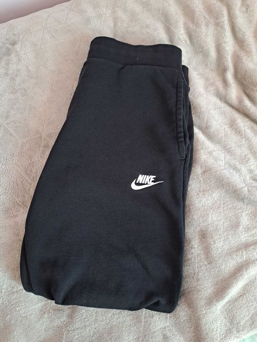 Dresy sportowe nike dziewczęce