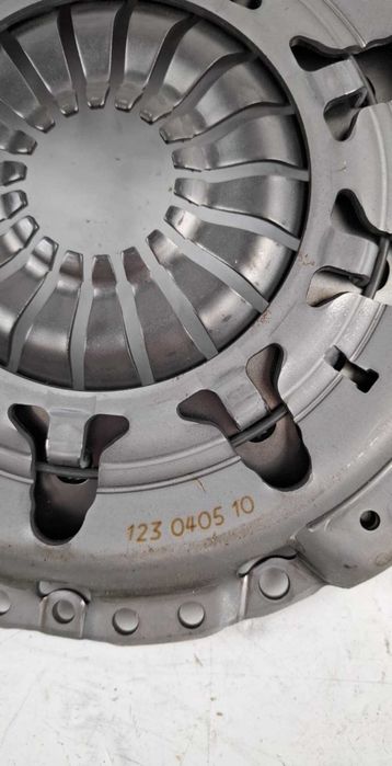 Sprzęgło - komplet SCHAEFFLER LUK Volvo Focus